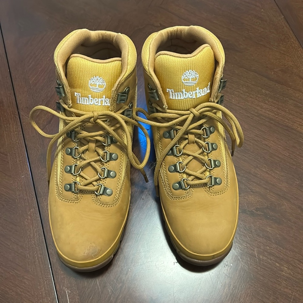 Timberlands (worn twice) like new